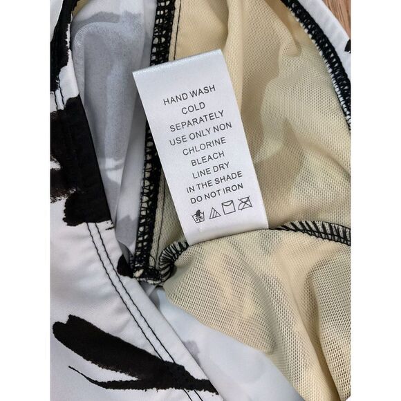 SWIMSUITSFOR ALL SHORE CLUB TANKINI top only BLACK WHITE size 20 swim‎ suit - Picture 13 of 13